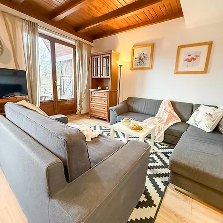 Za Strugiem Apartment Zakopane