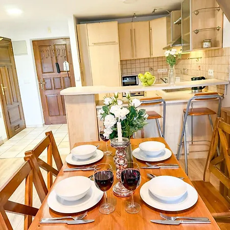 Za Strugiem Apartment
