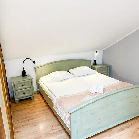 Apartment Za Strugiem *